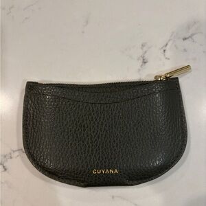 Cuyana Olive Green Leather Wallet with Gold Zipper